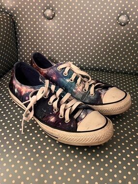 Converse Galaxy Pattern Low-Top Sneakers - Blue Purple Black